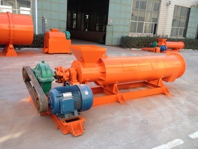豬糞有機肥新型攪齒轉股復合造粒機