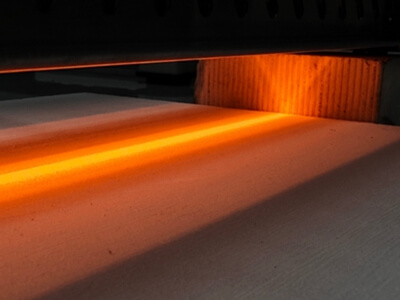 如何選擇焊接技術?紅外線焊接與激光焊接的深度對比!